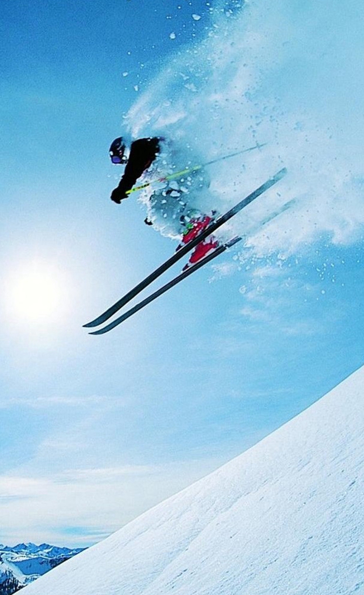 Excitign Skiing Sports iPhone 4s Wallpaper Download | iPhone Wallpapers